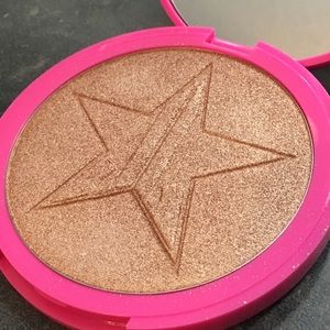 Jeffree Star skin frost highlighter Siberian Gold